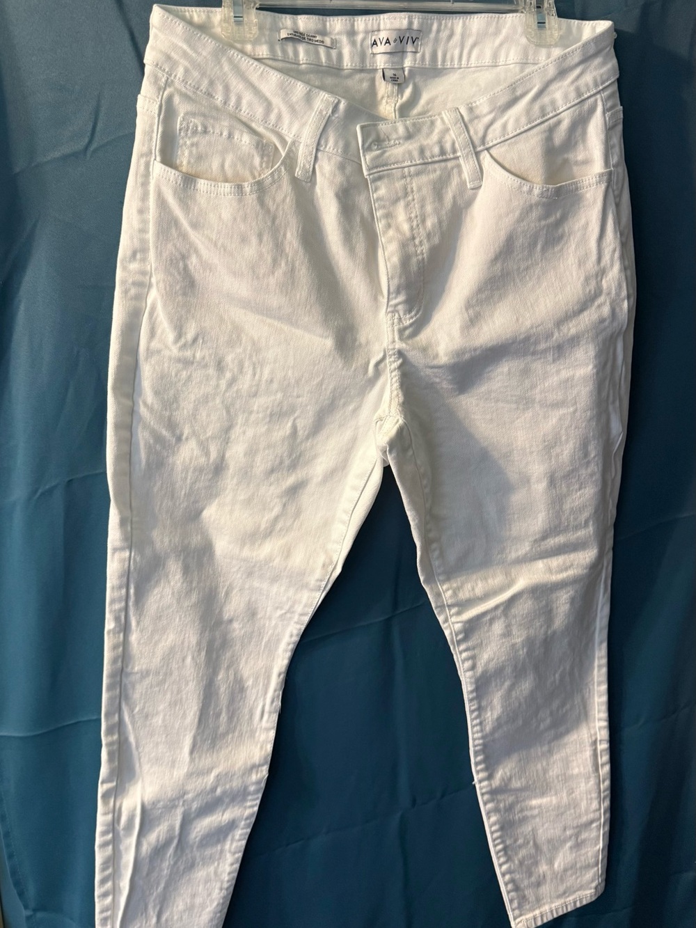 Ava & Viv White Skinny High-Rise Women's Jeans